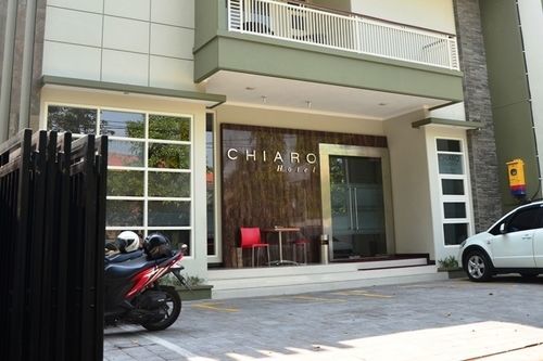 Chiaro Hotel Syariah Sidoarjo Exterior photo